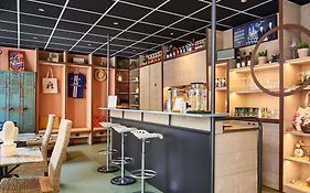 Greet Boulogne Billancourt Paris